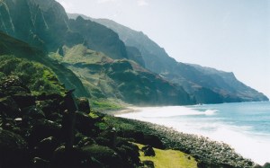Between ocean and cliffs, landscapes are breathtaking!