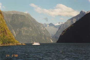 No, this is not Norway! Just Milford fjord!
